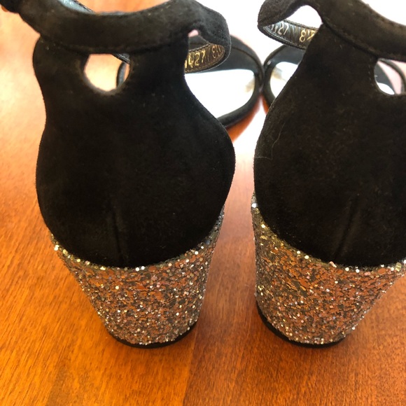 Stuart Weitzman Suede Glitter Sandals. Size 8.5. - Picture 3 of 11